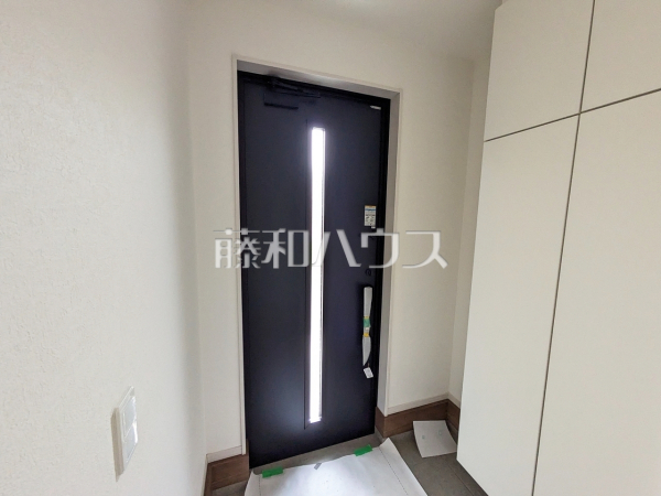 1号棟　玄関　【福岡市南区警弥郷２丁目】