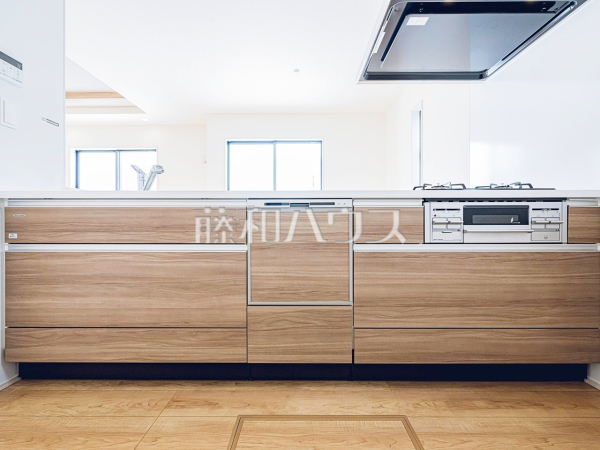 キッチン　【読谷村字喜名】