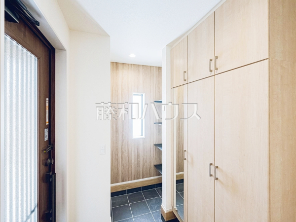 玄関　【読谷村字喜名】