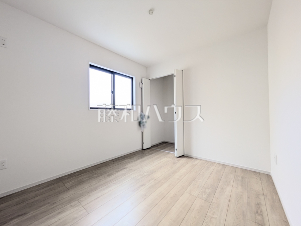 居室　【西東京市中町５丁目】
