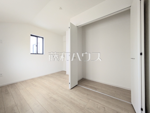 居室　【西東京市中町５丁目】