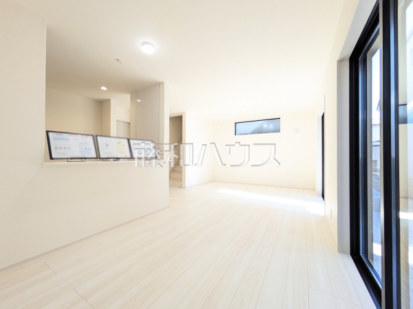 2号棟 リビング 【新座市畑中1丁目】 2号棟 リビング 【新座市畑中1丁目】