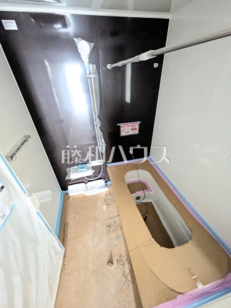 3号棟　浴室（施工中）　【那覇市仲井真】