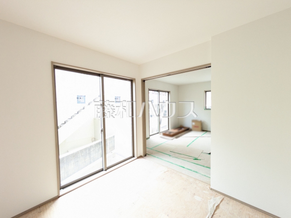 3号棟　1F居室（施工中）　【那覇市仲井真】