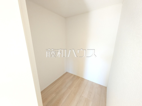 1号棟 ウォークインクローゼット 【名古屋市北区喜惣治2丁目】 1号棟 ウォークインクローゼット 【名古屋市北区喜惣治2丁目】