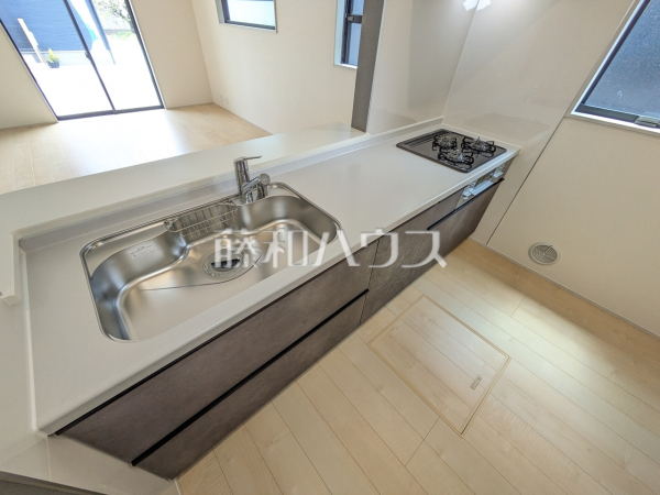 4号棟　キッチン　【武蔵村山市残堀１丁目】