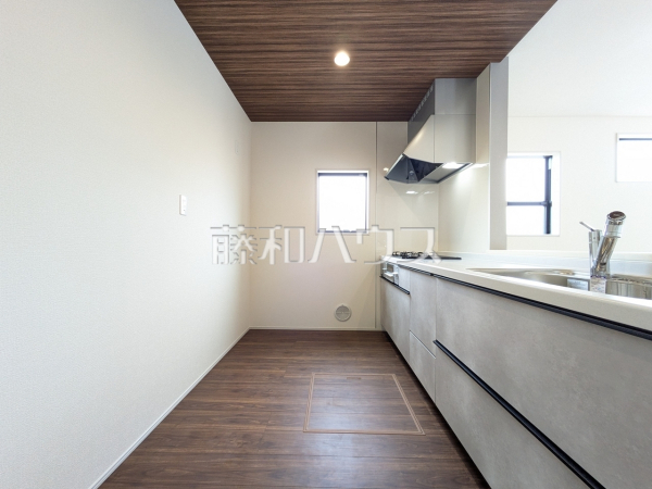 7号棟　キッチン　【武蔵村山市残堀１丁目】