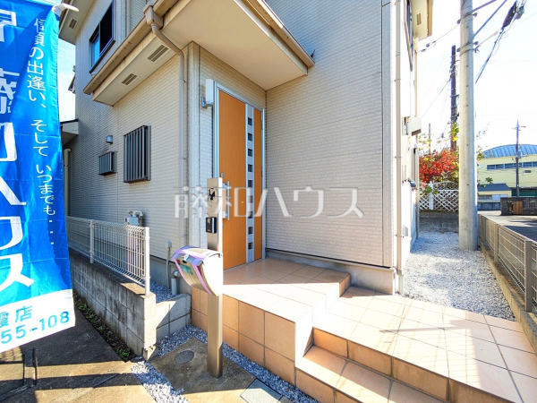 玄関　【新座市大和田４丁目】