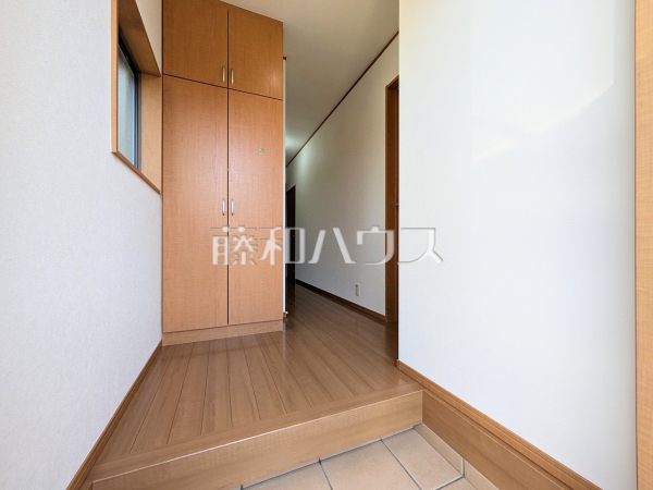 玄関　【新座市大和田４丁目】