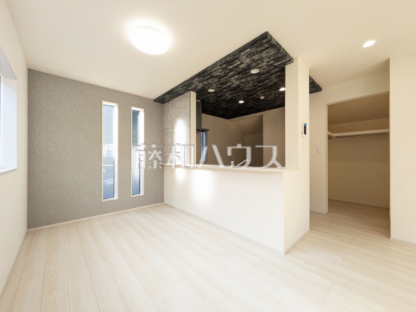 1号棟　リビング　【立川市若葉町４丁目】