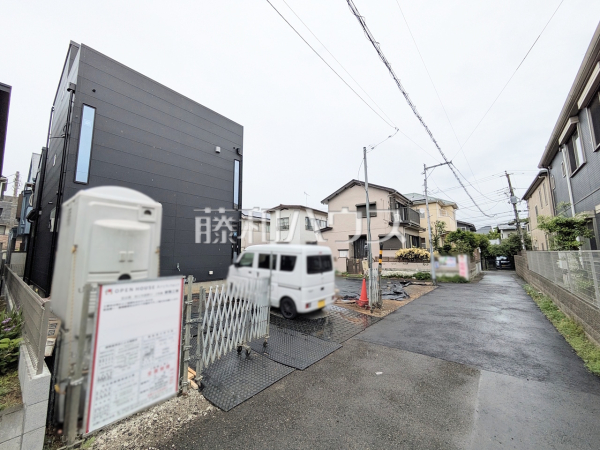 接道状況および現場風景　【狛江市西野川２丁目】