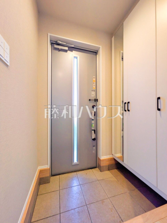 玄関【東久留米市浅間町２丁目】