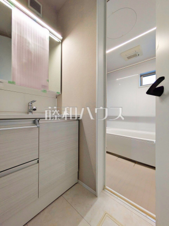 洗面室　【東久留米市浅間町２丁目】