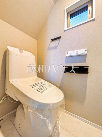 トイレ　【東久留米市浅間町２丁目】