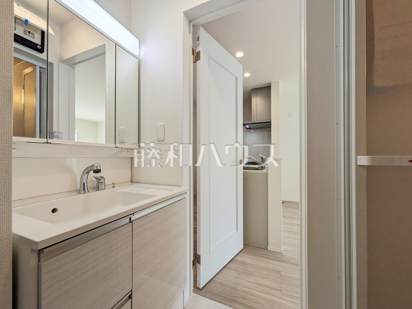 洗面室　【小平市鈴木町１丁目】