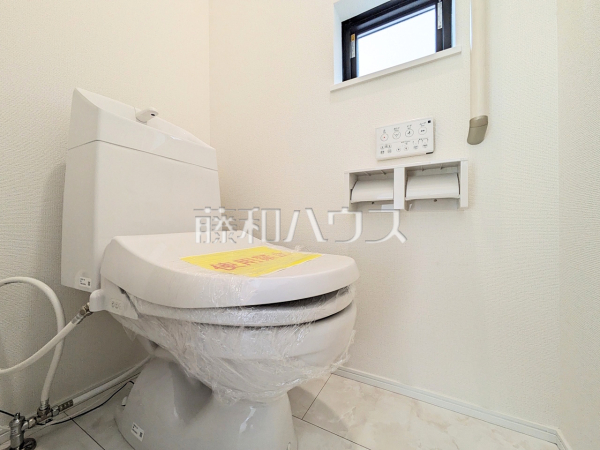 トイレ　【小平市鈴木町１丁目】