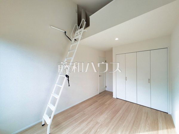 居室　【小平市鈴木町１丁目】