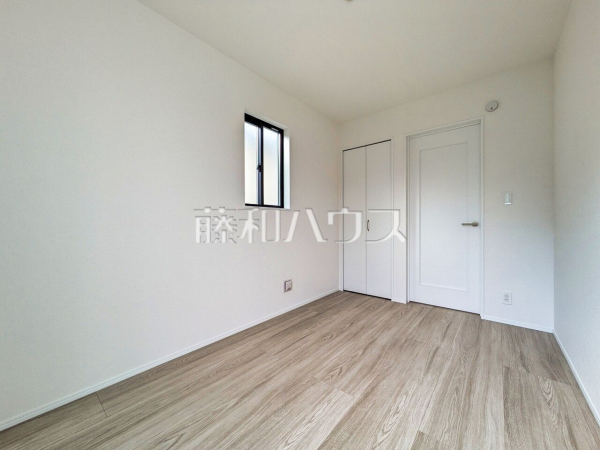 居室　【小平市鈴木町１丁目】