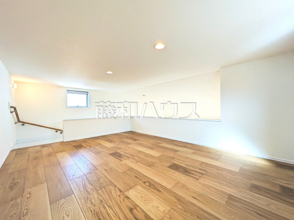 ロフト　【八王子市東浅川町】