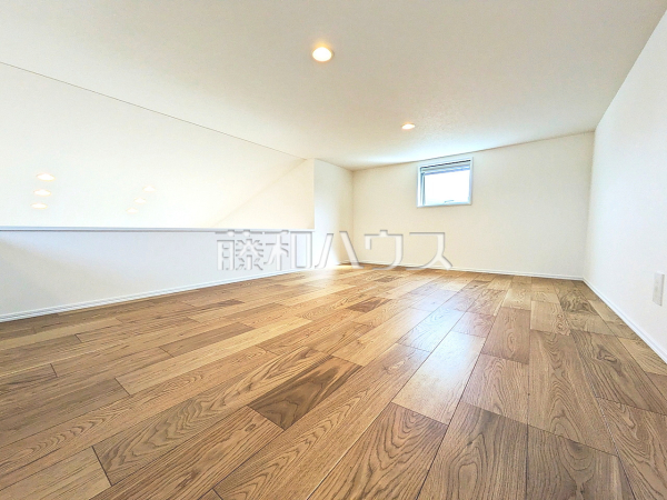 ロフト　【八王子市東浅川町】