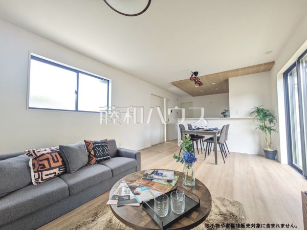 11号棟　リビング　【八王子市石川町】