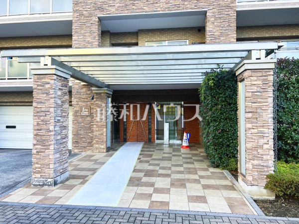 エントランス　【ジェイシティ千歳烏山】