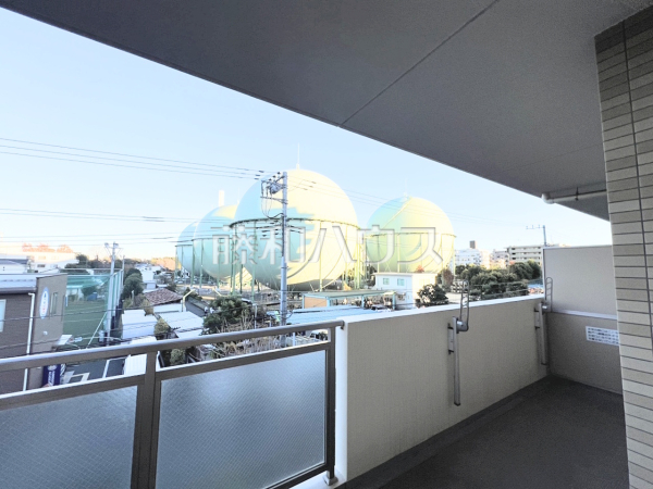 バルコニー　【ジェイシティ千歳烏山】