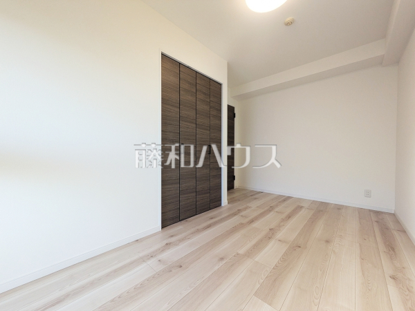 居室　【ジェイシティ千歳烏山】