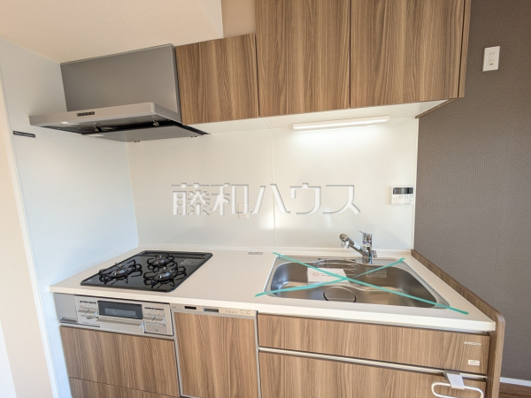 キッチン　【ライオンズステーションプラザ千歳烏山】