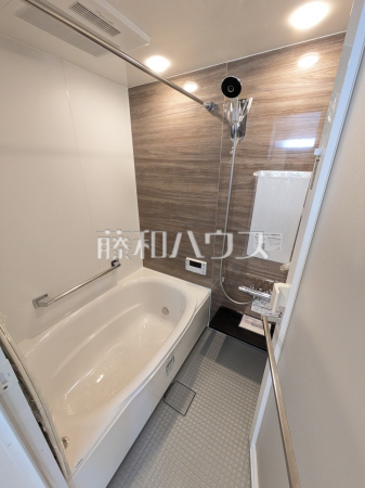 ≪浴室≫ゆったり1坪サイズの浴室で1日の疲れをリセット 　【ライオンズステーションプラザ千歳烏山】