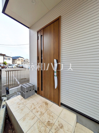 1号棟　玄関　【八王子市片倉町】