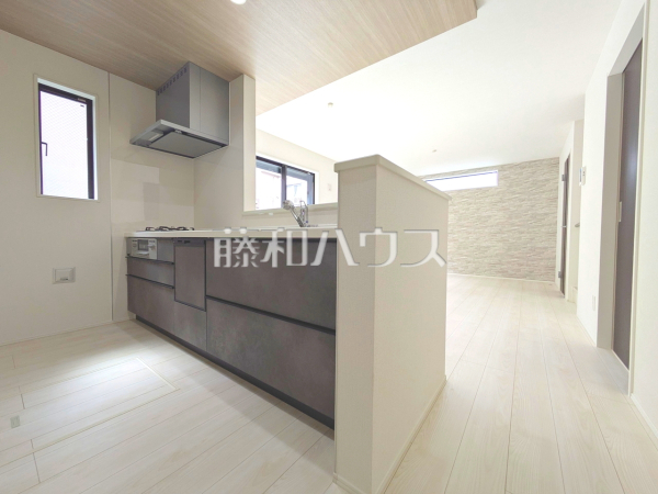キッチン　【三鷹市中原４丁目】
