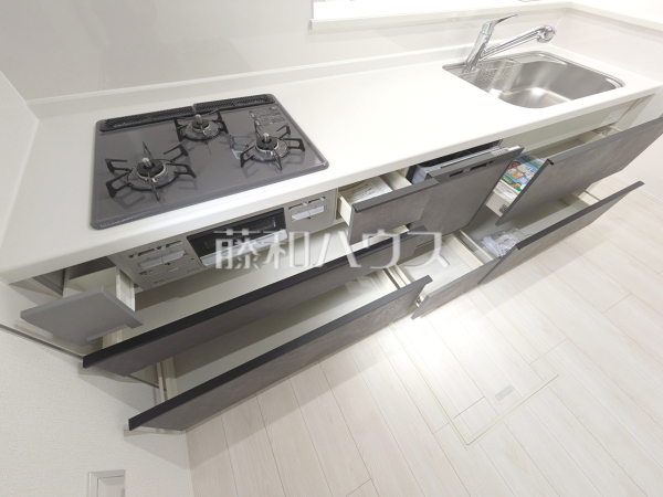 キッチン　【三鷹市中原４丁目】