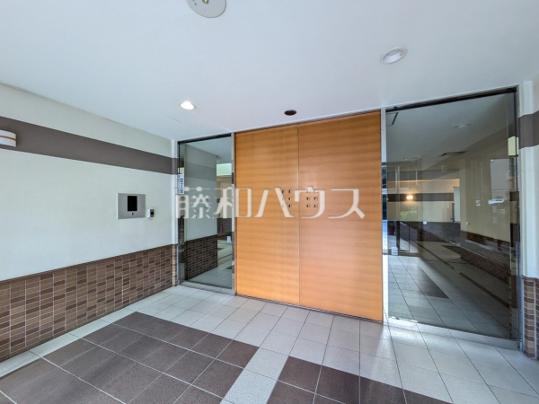 エントランス　【ファミールスクエア八王子】