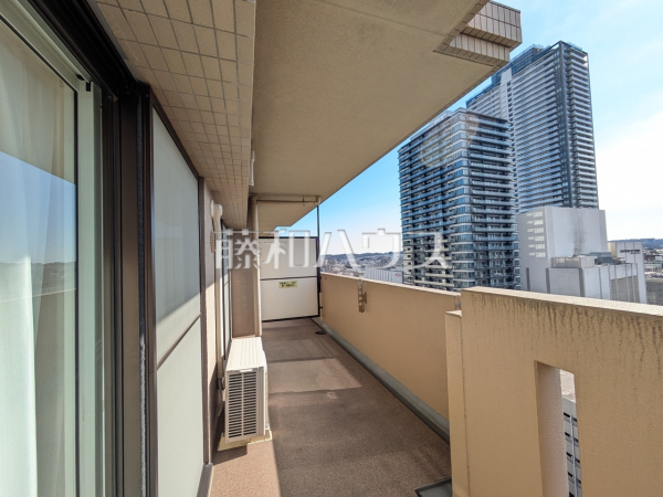 バルコニー　【ファミールスクエア八王子】