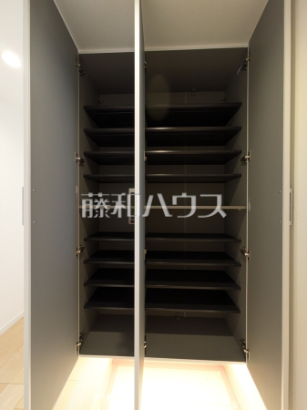 収納　【ファミールスクエア八王子】