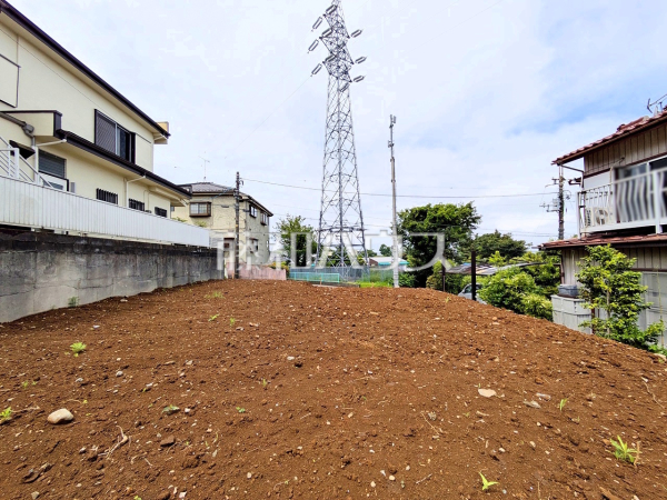 ≪現地外観≫建築会社を決めるお手伝い・間取り作成のお手伝いもお任せ下さい！　【多摩市連光寺４丁目】