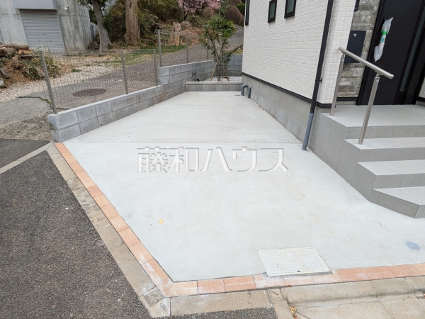 A号棟　カースペース　【練馬区大泉町１丁目】