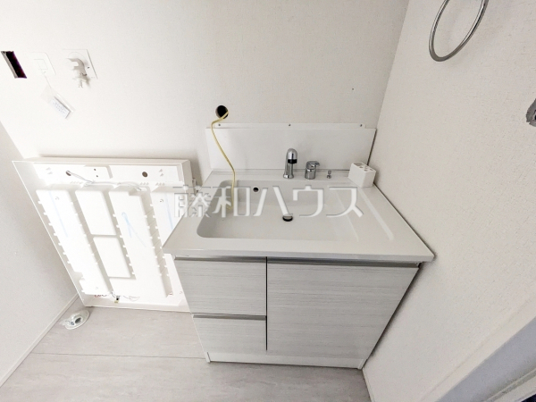 1号棟　洗面室（施工中）　【日野市神明２丁目】