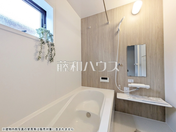 ご家族で入れる1坪タイプの浴室、ご家族の第二の憩いの場所に！　浴室　【福岡市東区高美台２丁目】