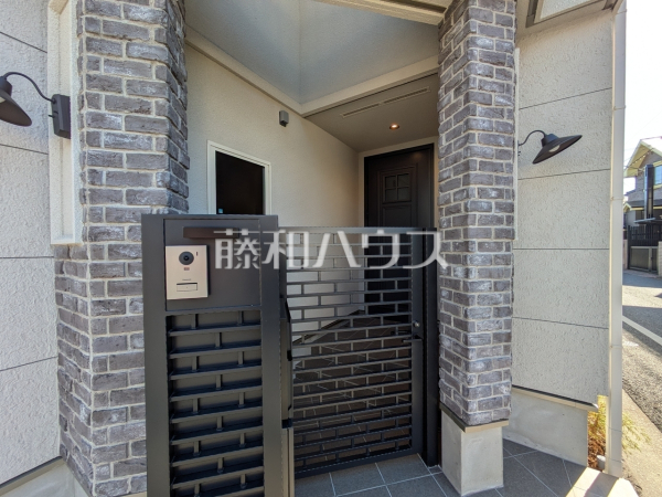1号棟 玄関 【杉並区善福寺1丁目】 1号棟 玄関 【杉並区善福寺1丁目】