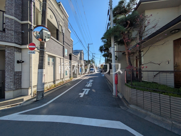 接道状況および現場風景　【杉並区善福寺１丁目】
