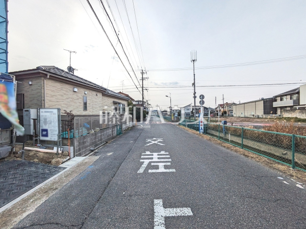 接道状況および現場風景　【北名古屋市熊之庄牛流】