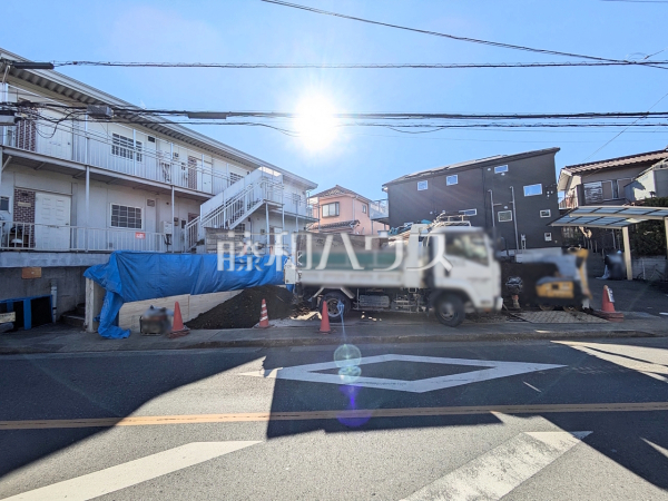接道状況および現場風景　【東村山市恩多町１丁目】