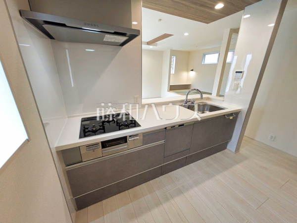 キッチン　【東村山市恩多町１丁目】