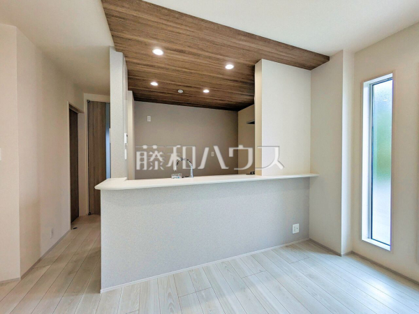 キッチン　【東村山市恩多町１丁目】