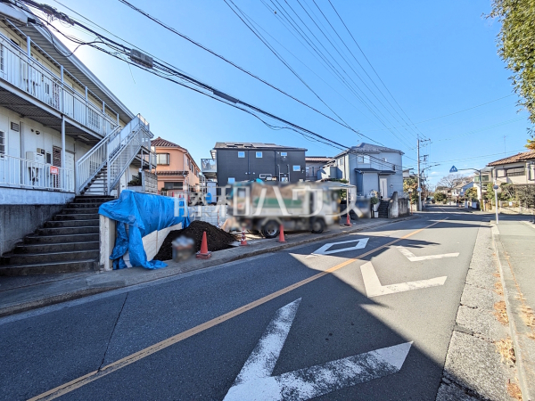 接道状況および現場風景　【東村山市恩多町１丁目】