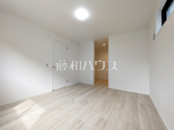 居室　【中野区江古田１丁目】