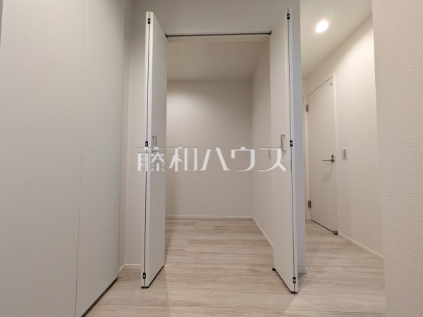 収納　【中野区江古田１丁目】