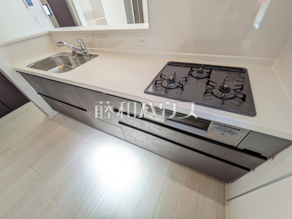 2号棟　キッチン　【八王子市館町】